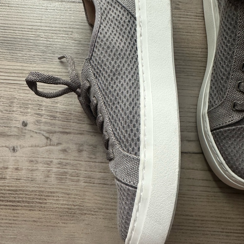 Casual neutralizer women’s mesh sneakers size 8.5 - Picture 3 of 3